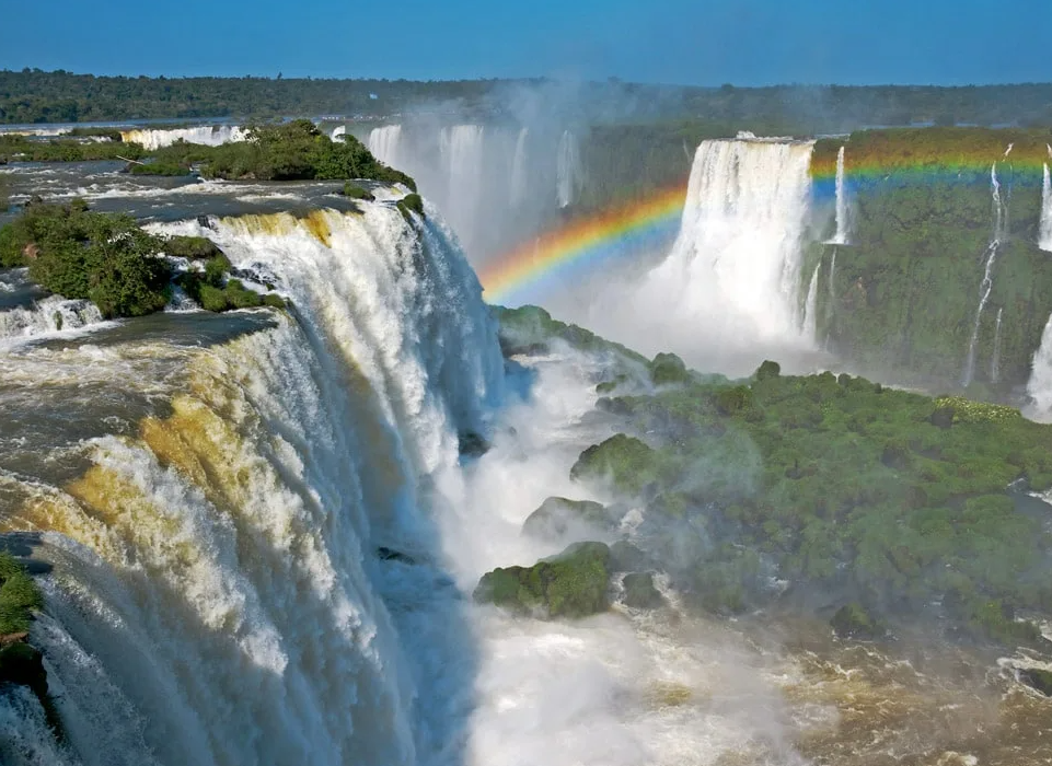 Foz do Iguaçu cresce 26% em buscas por passagens para o destino